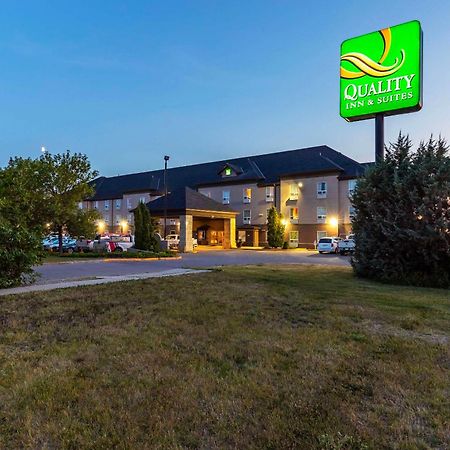 Quality Inn & Suites Yorkton Exteriör bild