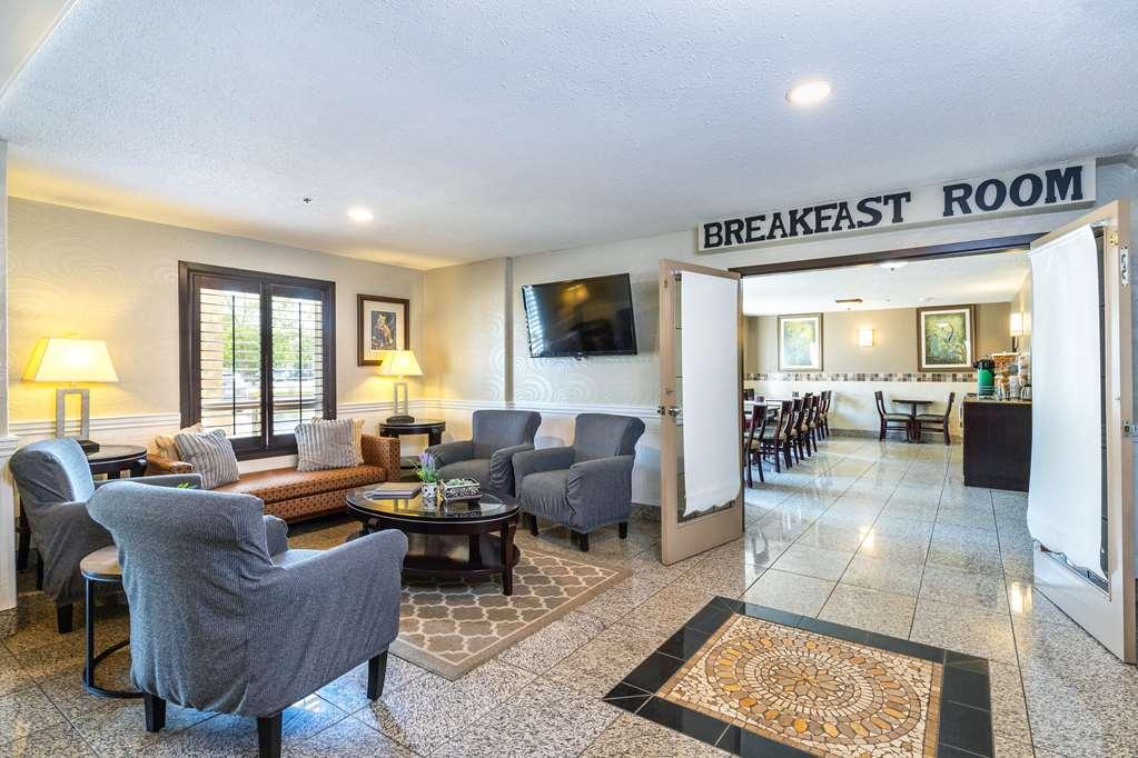 Quality Inn & Suites Yorkton Inreriör bild
