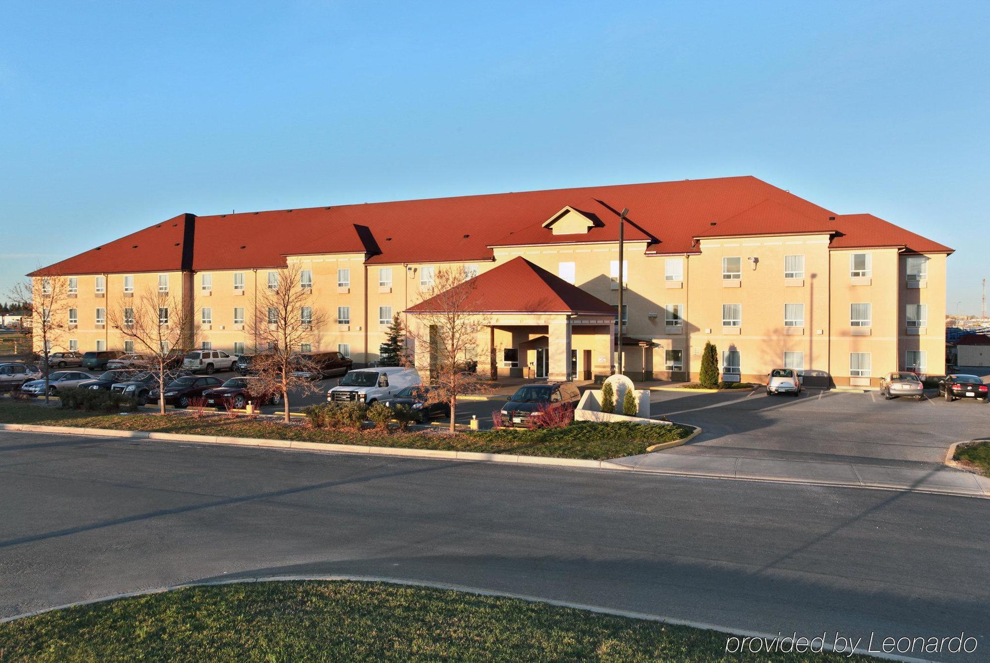 Quality Inn & Suites Yorkton Exteriör bild
